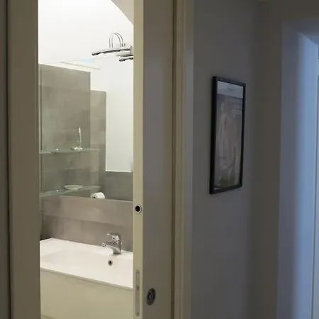 Apartament Nea Parthenope