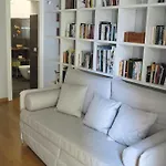 Nea Parthenope Apartment *